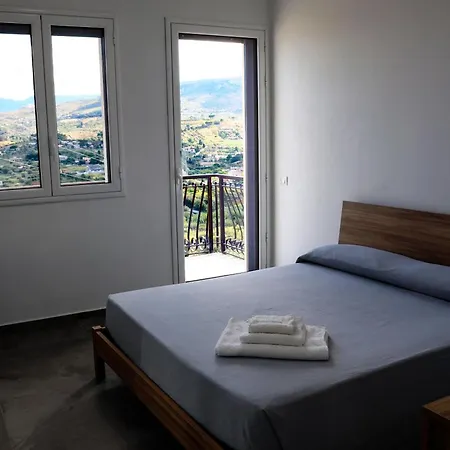 Villa Trabia Casa Bianca A *