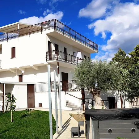 Villa Trabia Casa Bianca A